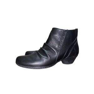 Cobb Hill Women’s Laurel Black Leather Bootie Size 8